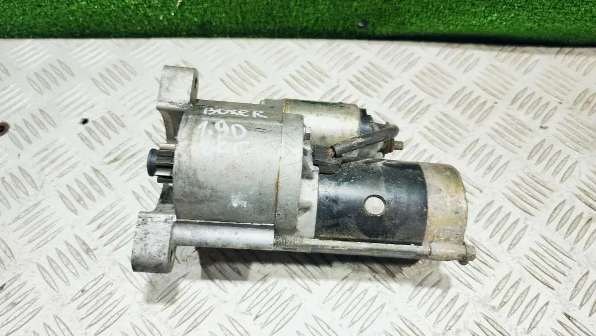 Стартер M1T50172