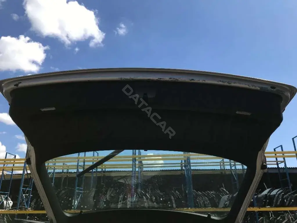 Обшивка крышки багажника 41172707
