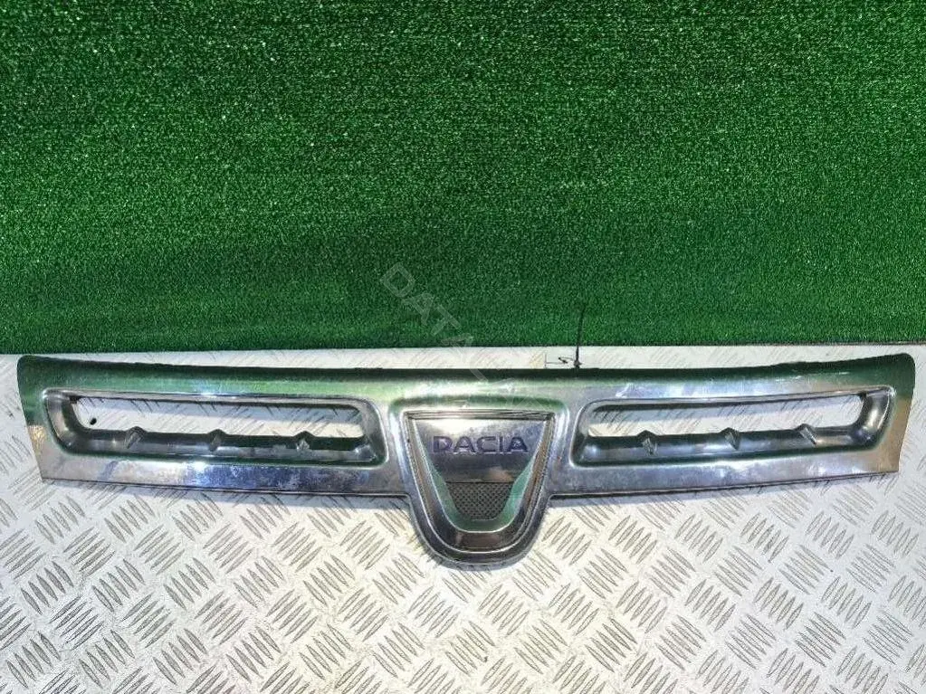 Решетка радиатора 620780003R