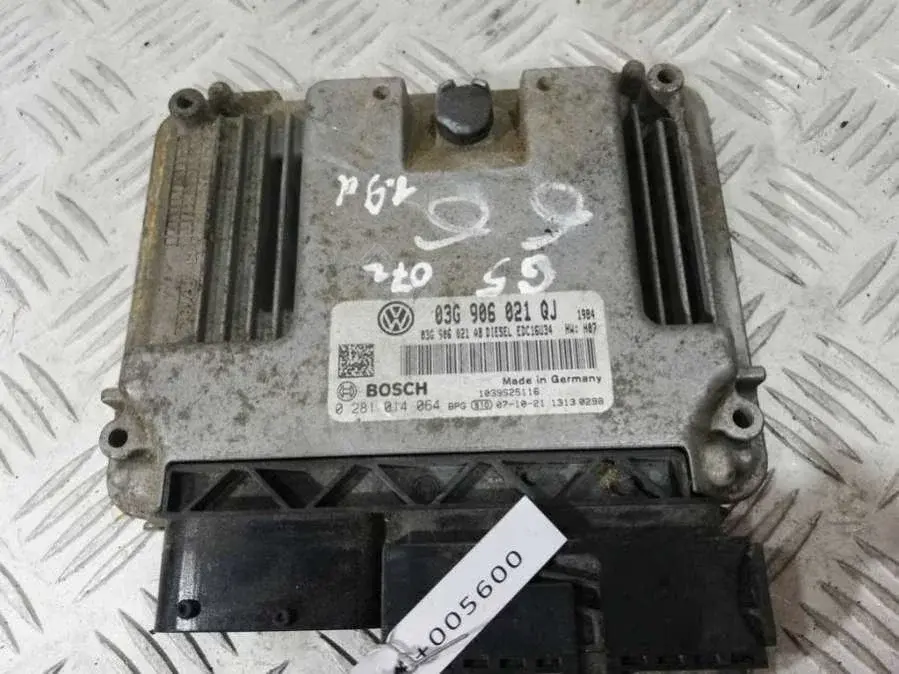 Блок управления двигателем 03G 906 021 QJ