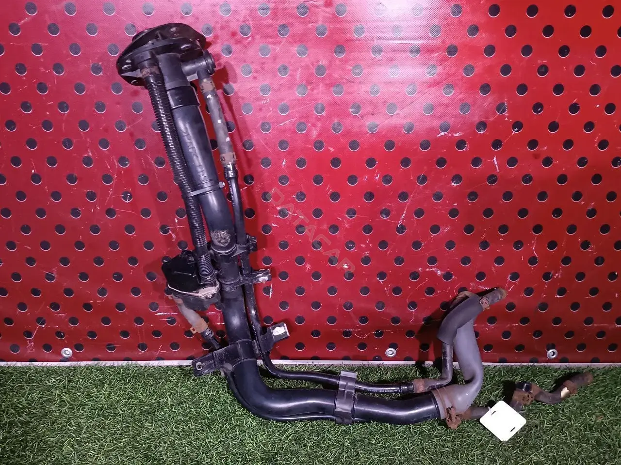 Заливная горловина 105833794