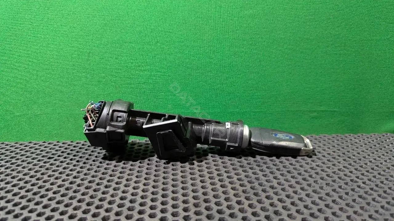 Замок зажигания DG9C 3F642