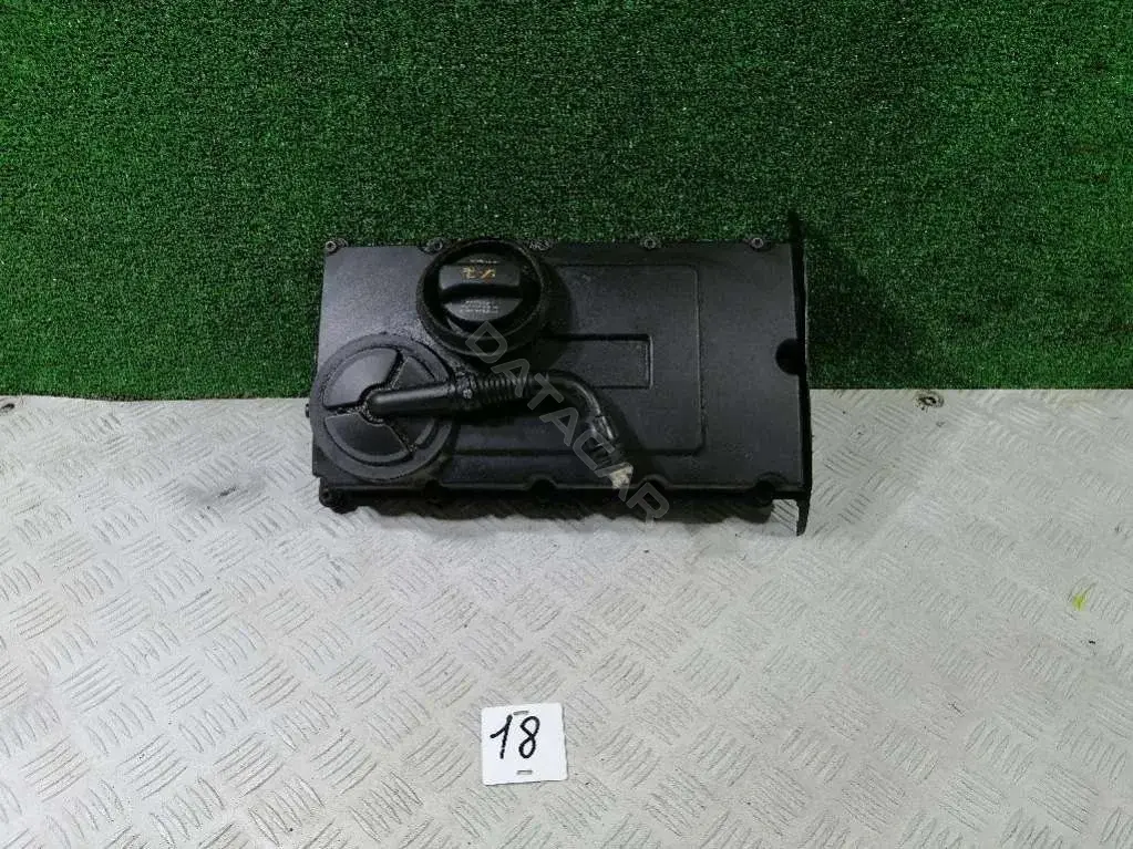 Крышка клапанная 03G 103 475