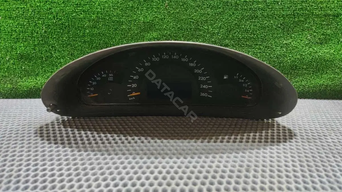 Панель приборов A 203 540 30 47