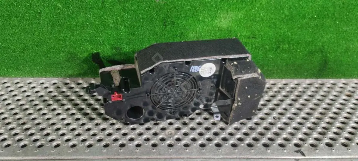 Сабвуфер 4B9 035 382