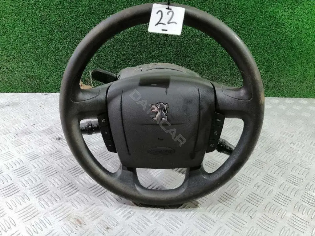 Руль 40124793