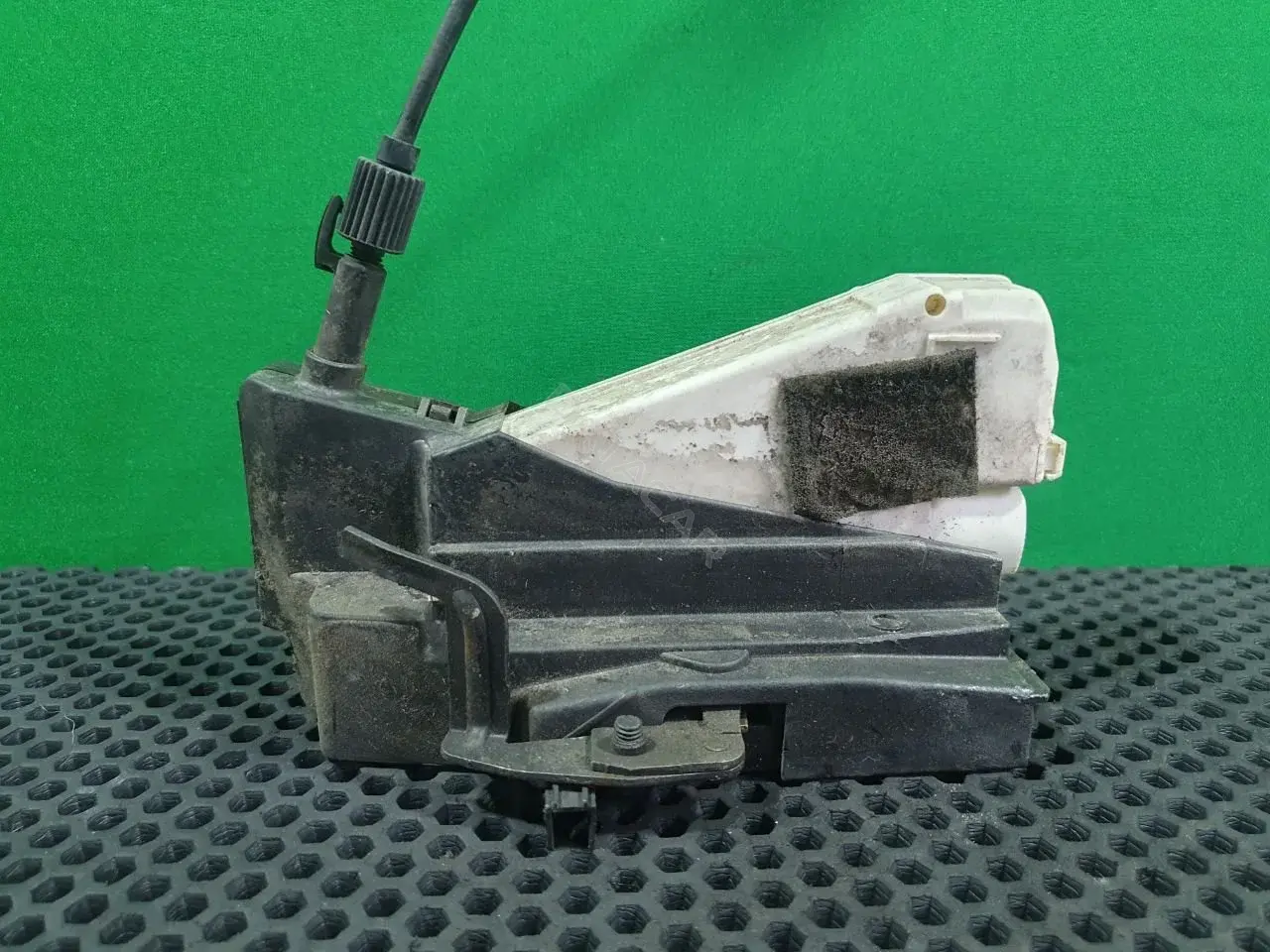 Замок двери 93BG 220A20 DD