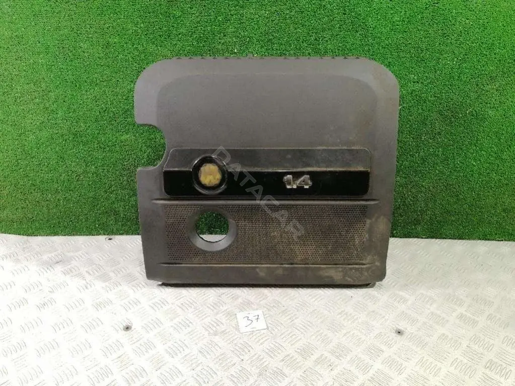 Корпус воздушного фильтра 036129607