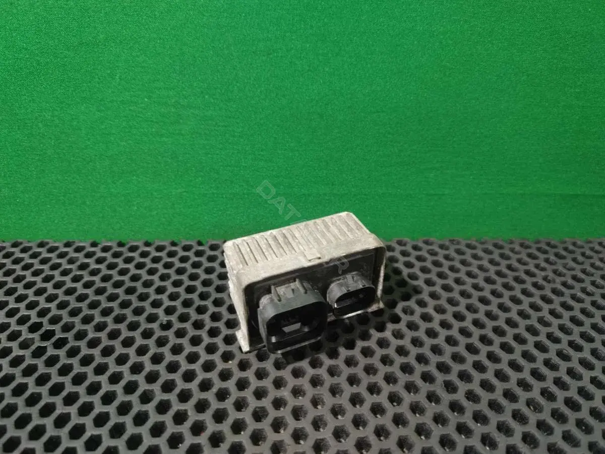 Реле свечей накала CC11 12B533 AB