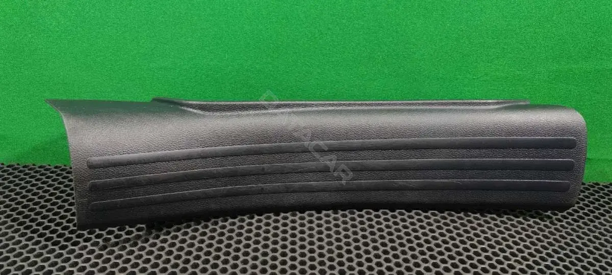 Накладка на порог 1UD21LC5AC