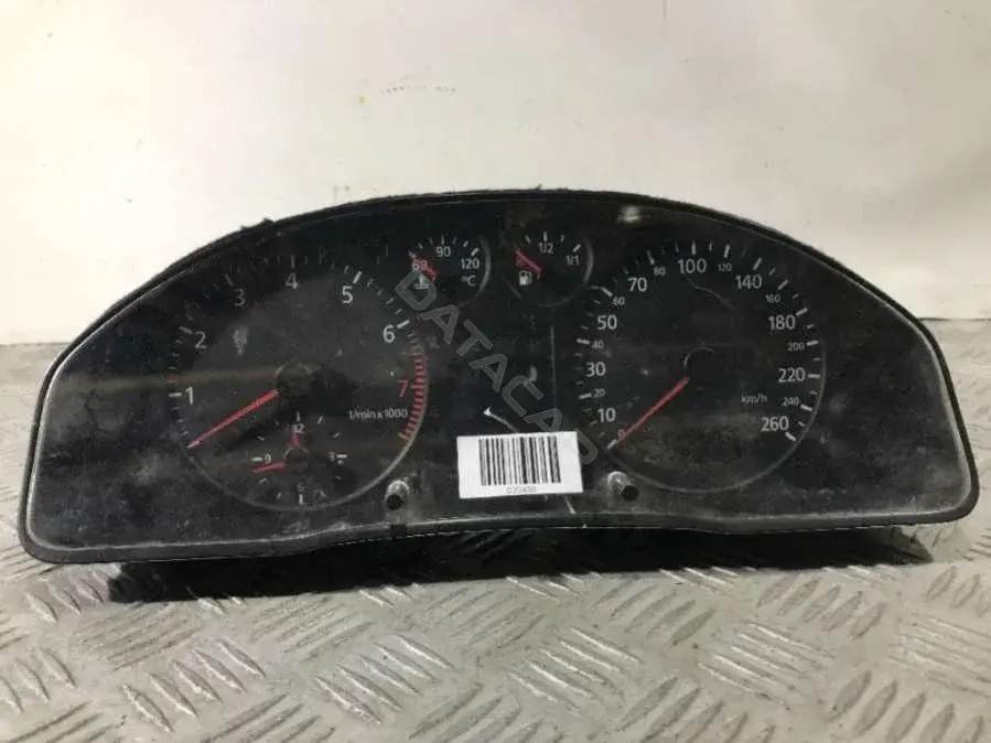 Корпус воздушного фильтра 8D0 919 860 G