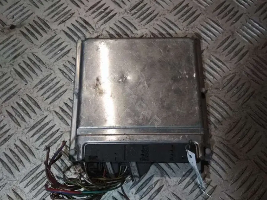 Блок управления двигателем 0 281 010 909, A0001536579