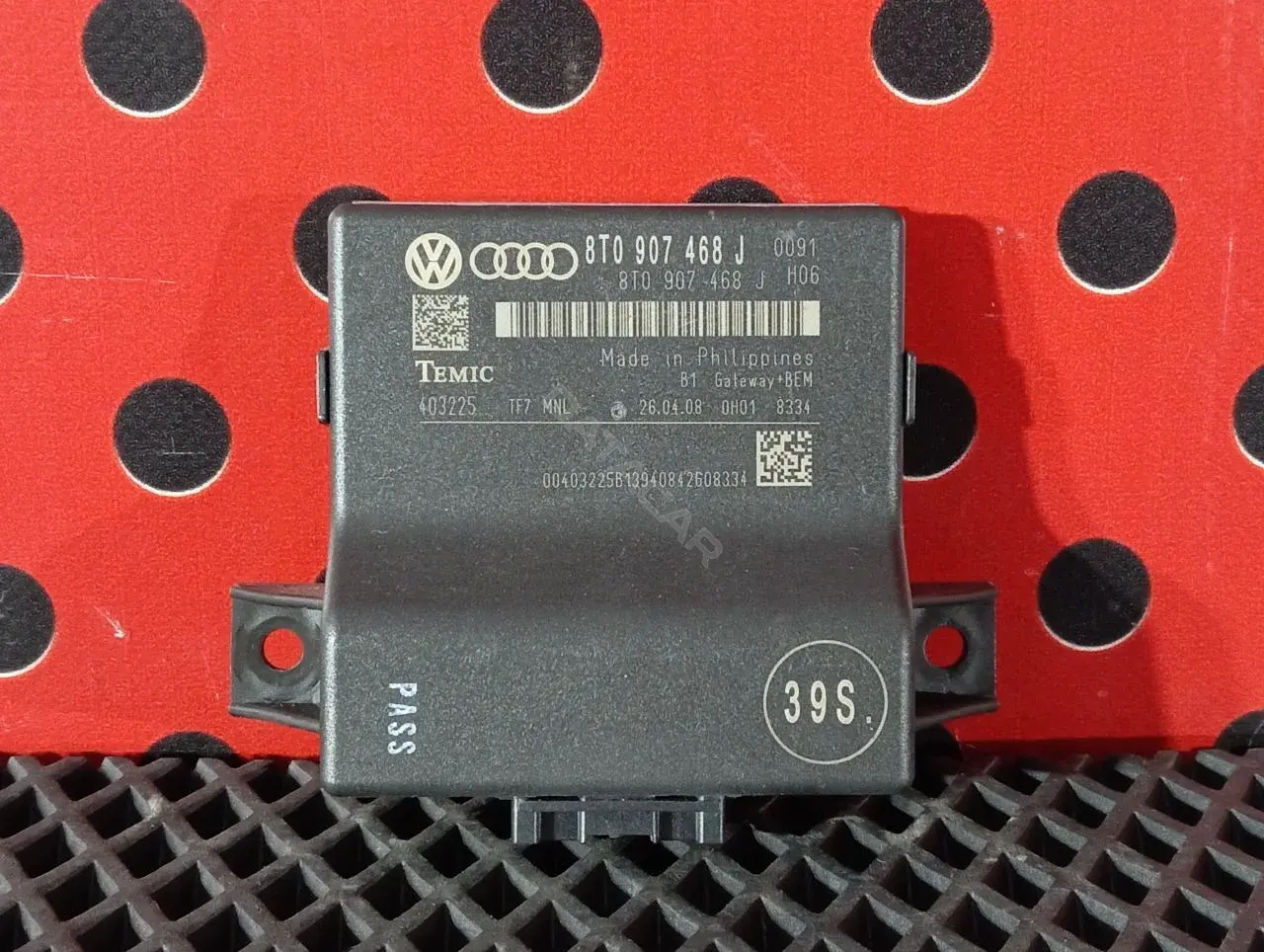 Блок управления парктрониками 8T0 907 468 J