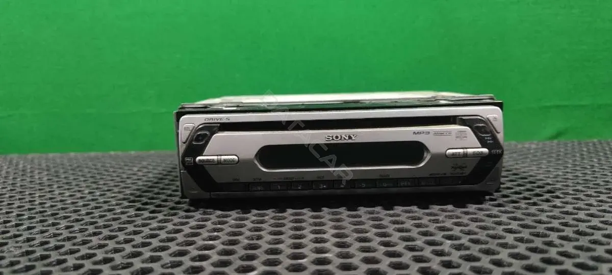 Магнитола CDX S22
