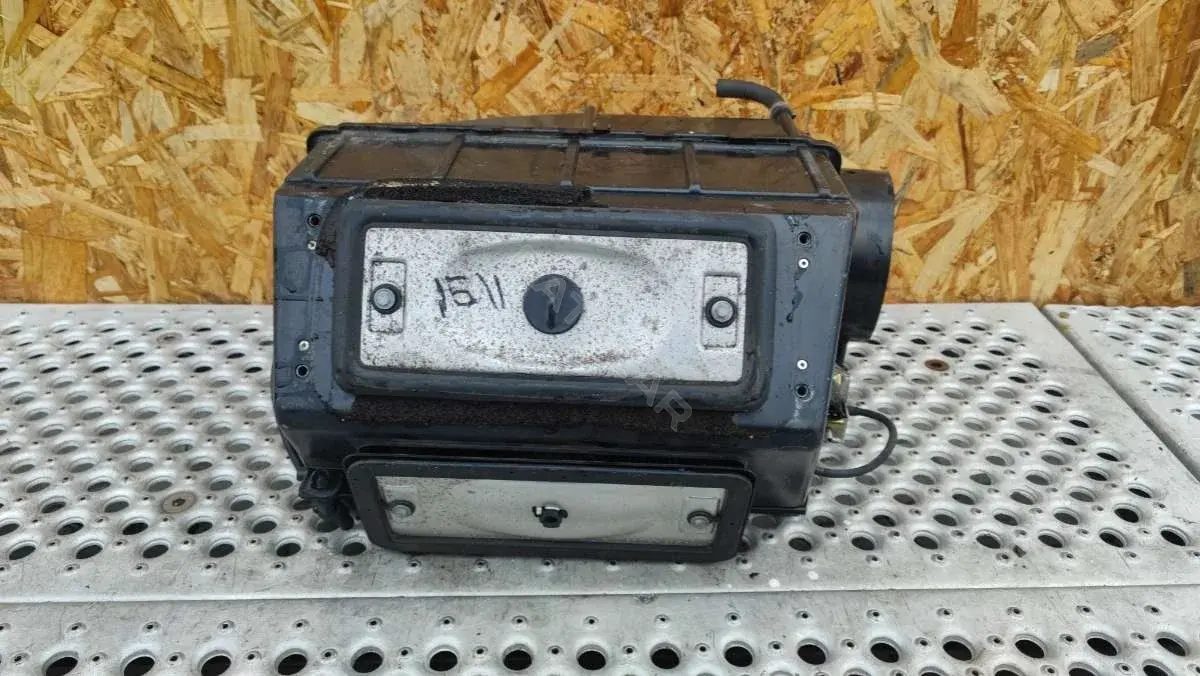 Корпус отопителя (печки) 4A1 260 119 AC, 4A1 260 119 AD
