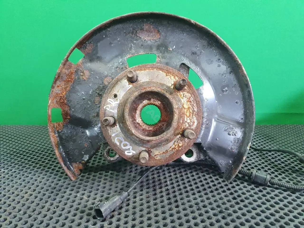 Ступица колеса 94930430