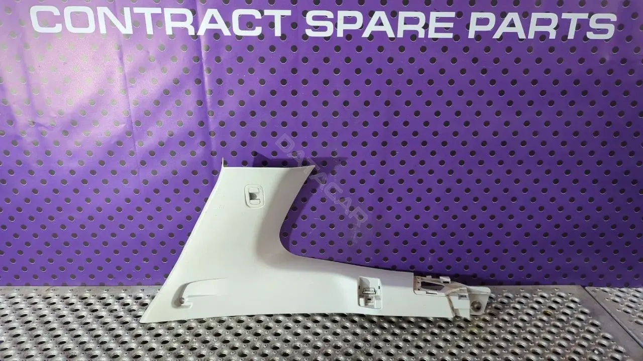 Обшивка багажника 94015SC 010