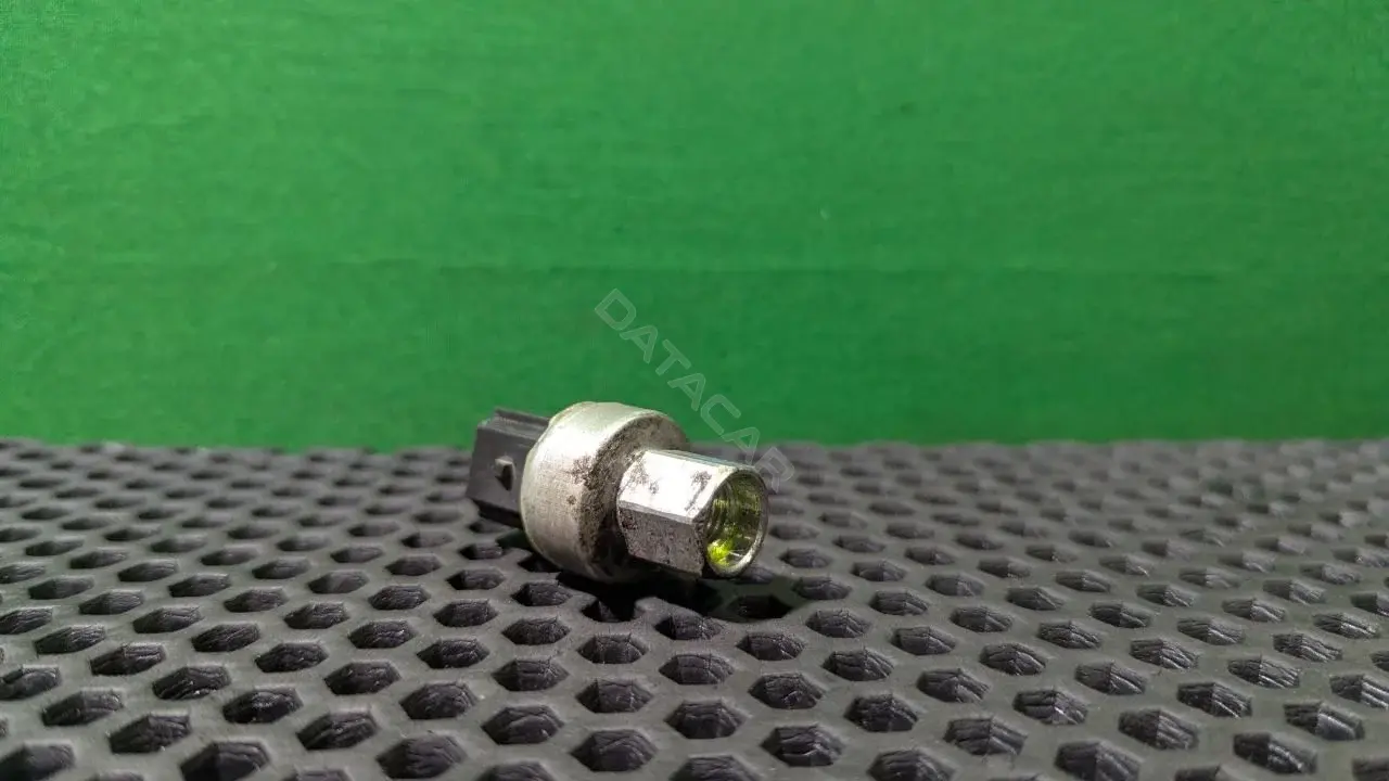 Датчик давления кондиционера BT43 19D594 AA