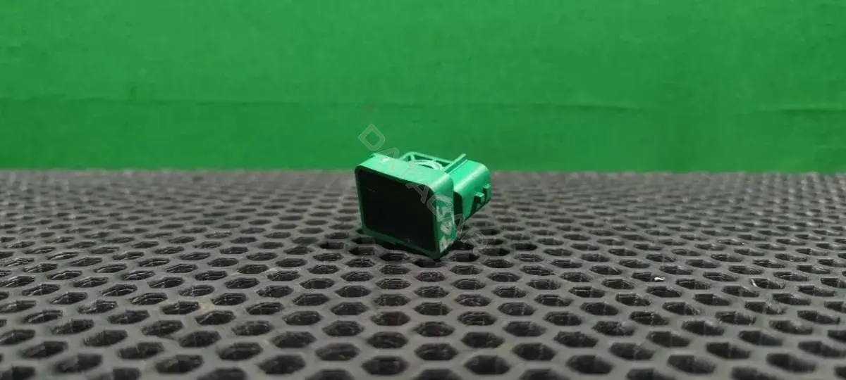 Датчик удара 988300001R