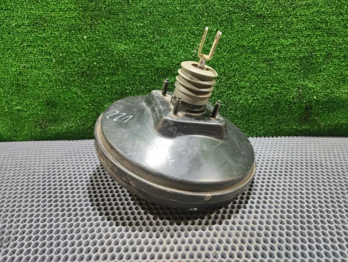 Вакуумный усилитель тормозов 03776231034, 3433 1163471K