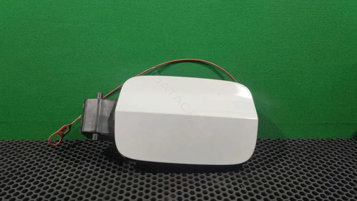 Крышка лючка топливного бака 8V5 809 906