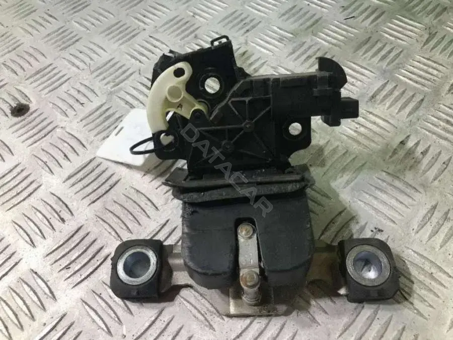 Замок крышки багажника 4F9 827 520 C