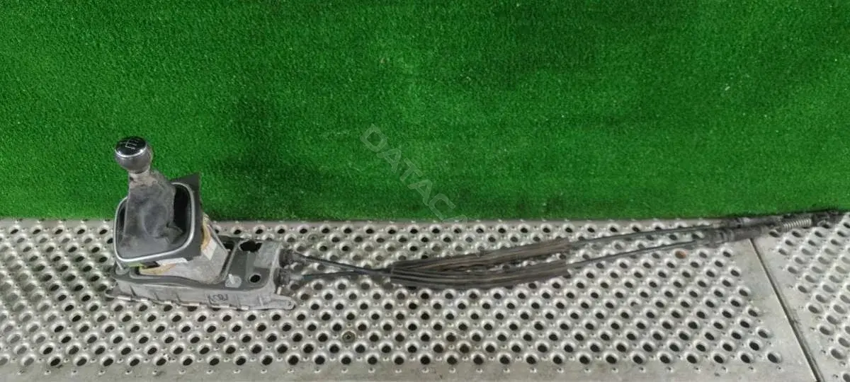 Кулиса 1K0 711 049 AR