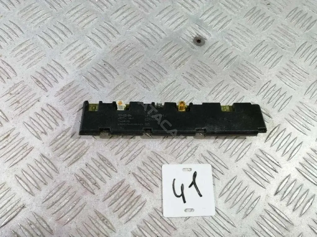 Усилитель антенны 4F5035225L