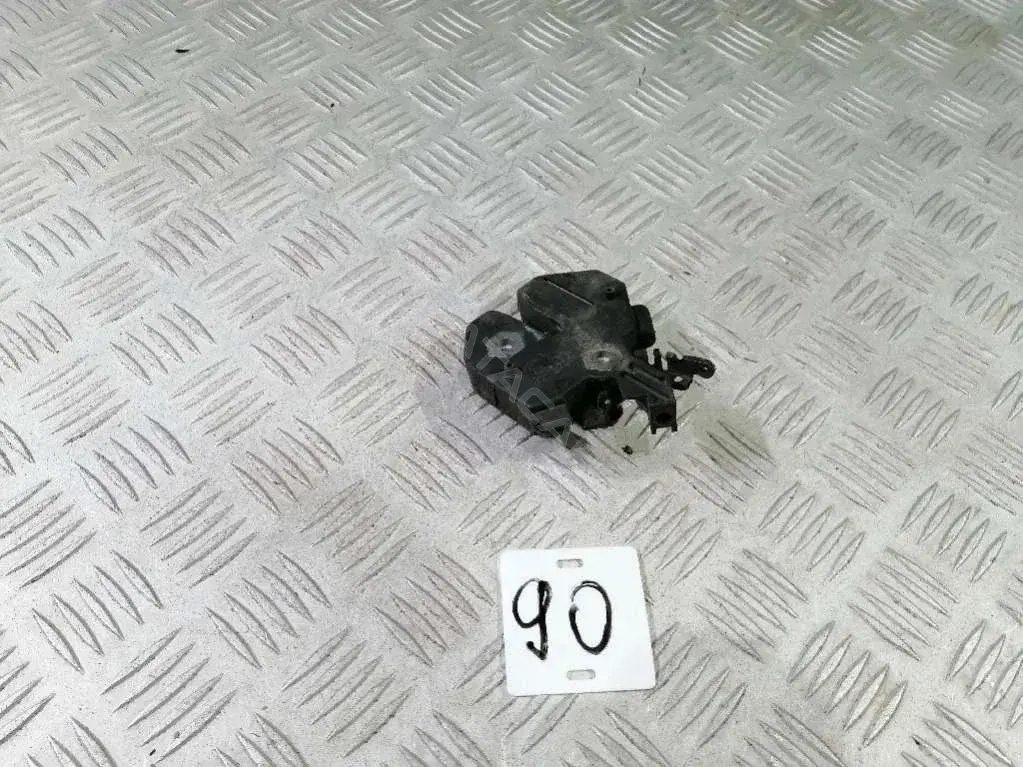 Замок капота 31218474