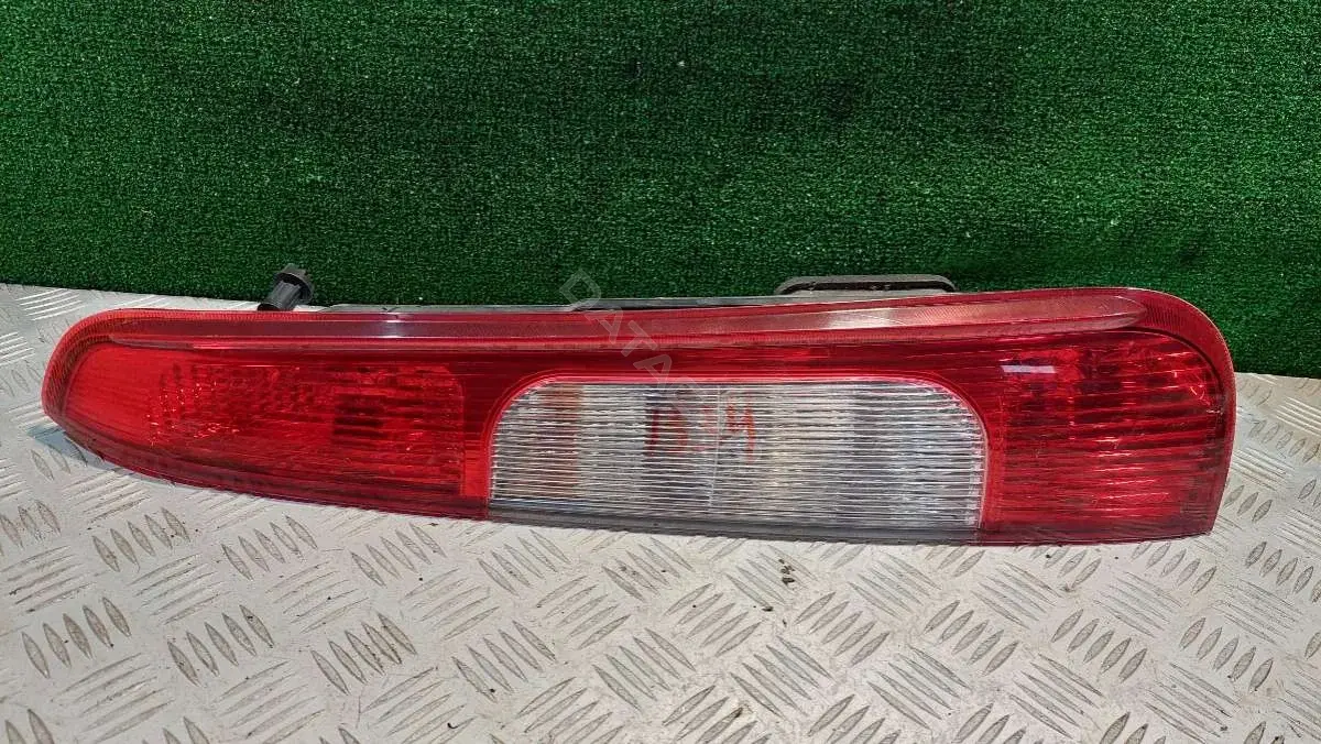 Задние фонари 3M5113A602AA