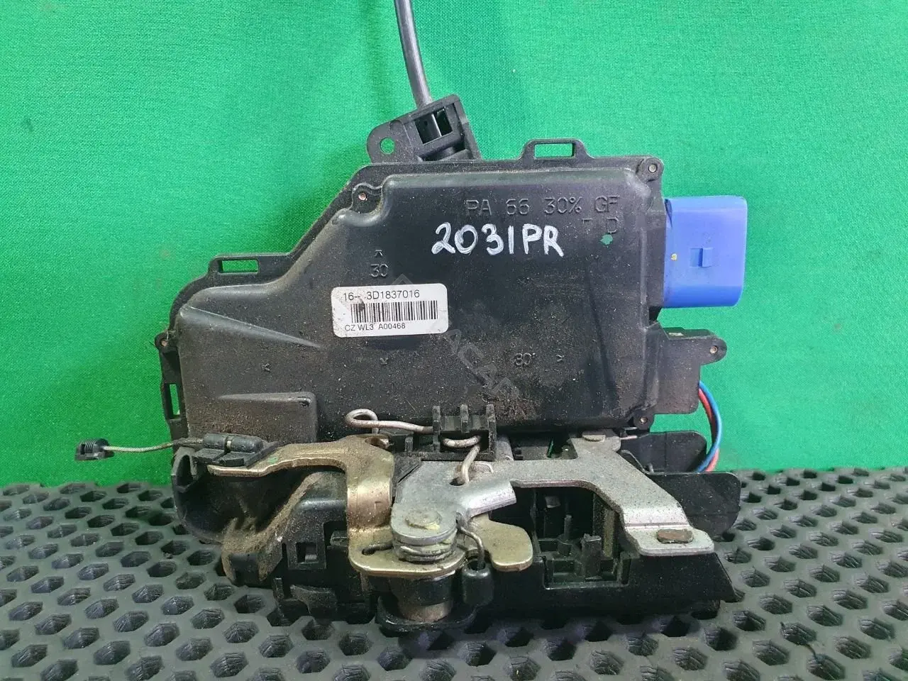 Замок двери 3D1 837 016