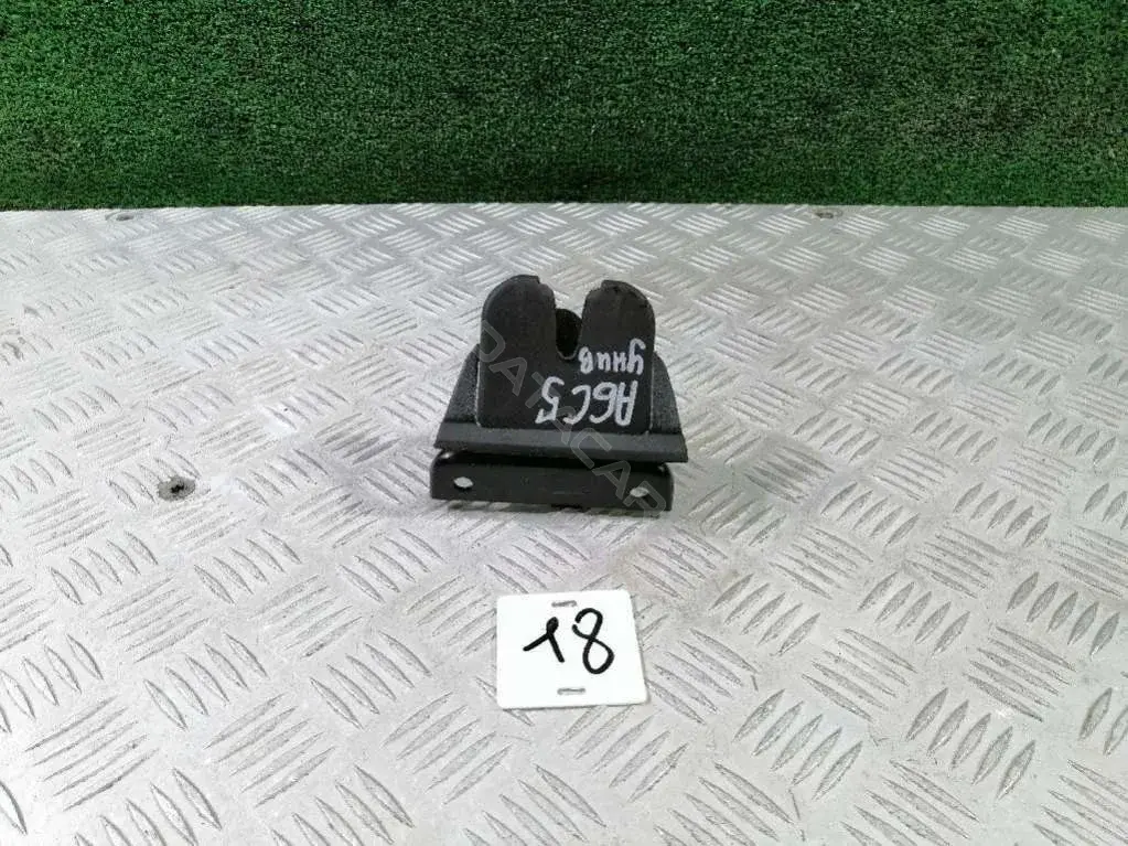 Замок крышки багажника 40060606