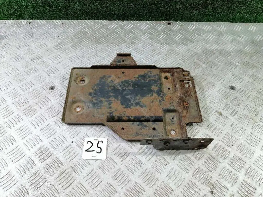 Полка аккумулятора 7M3804841B