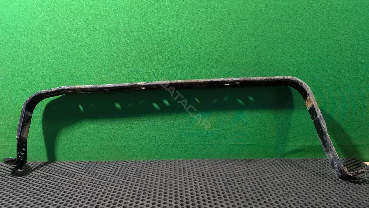 Крепление топливного бака 3M51 9054 EA