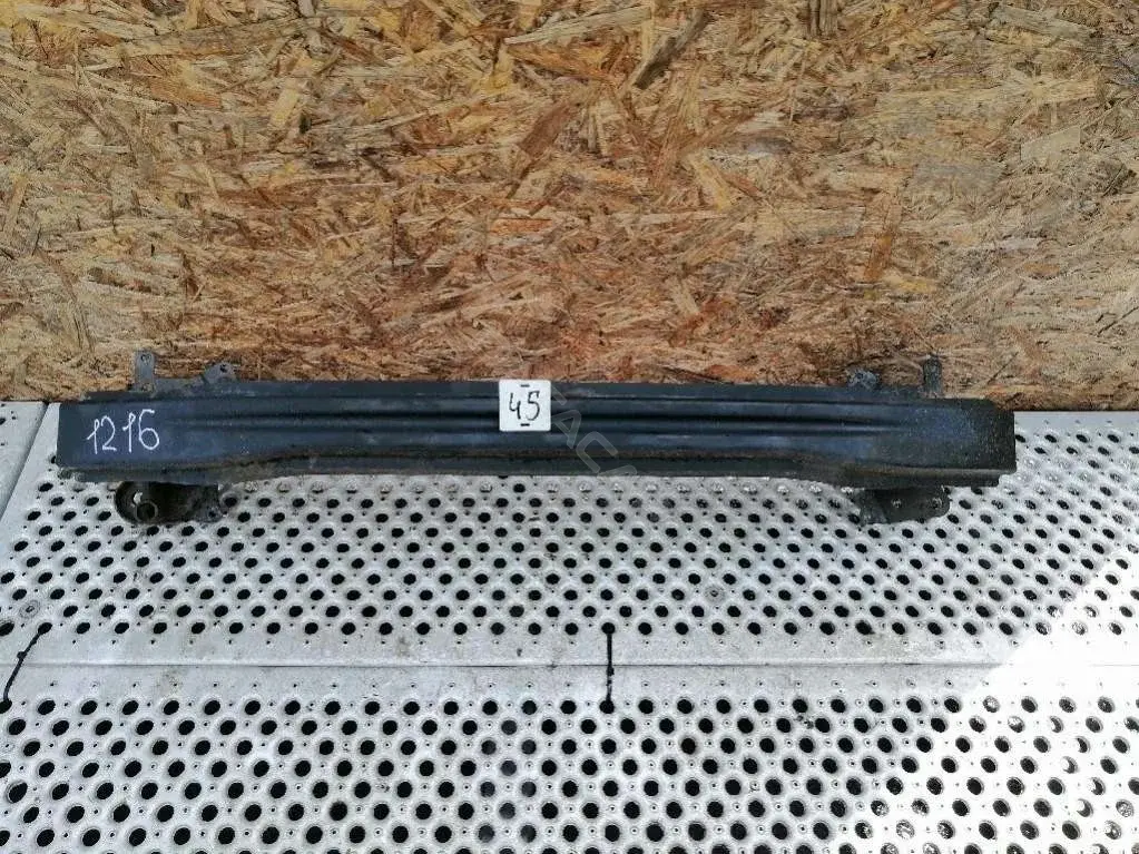 Усилитель бампера 1T0807581