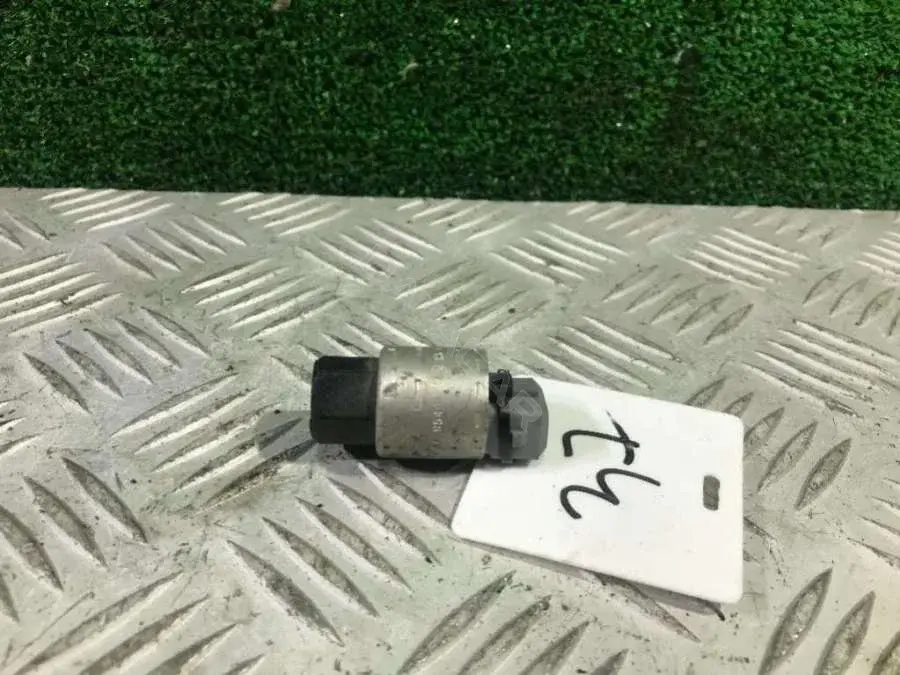 Датчик давления кондиционера 8D0 959 483 A