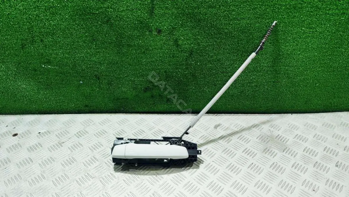 Ручка двери 8V0839885