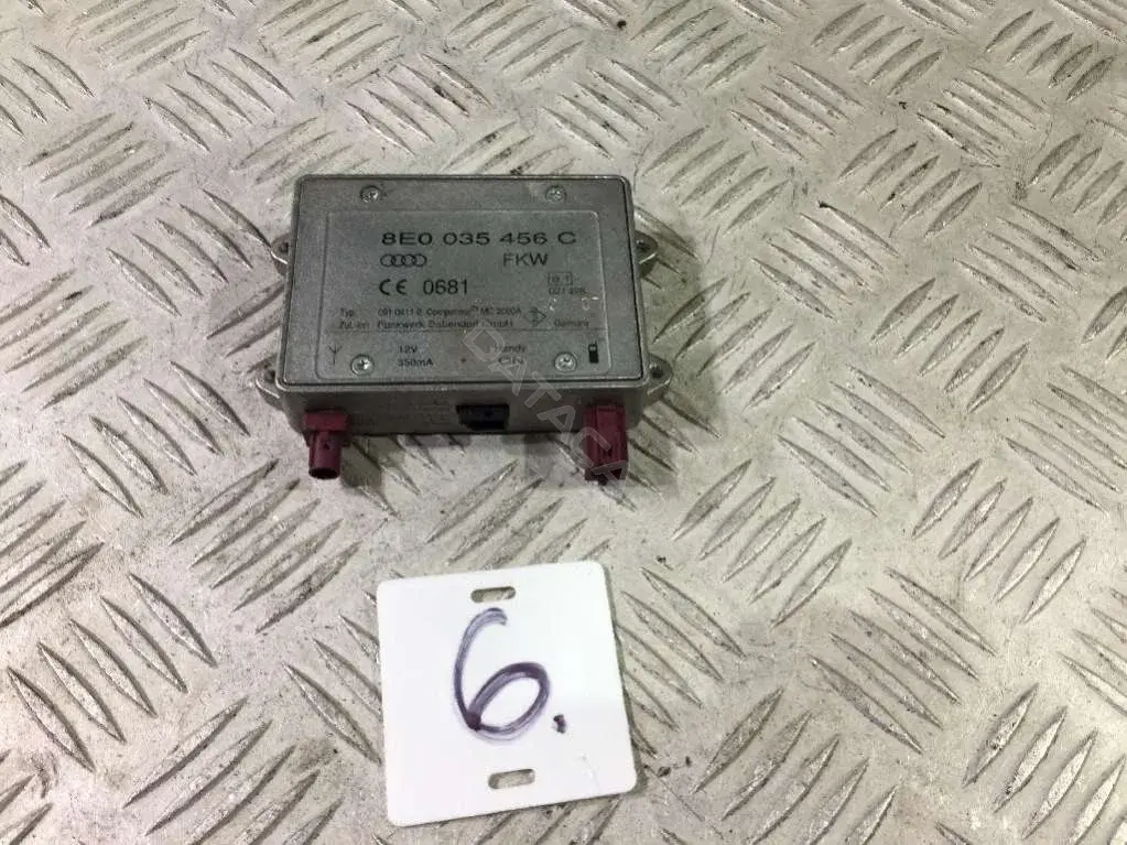 Усилитель антенны 8E0035456C