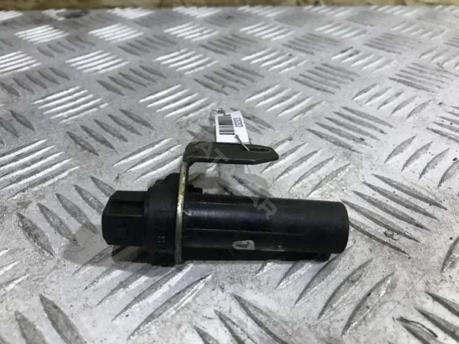 Датчик коленвала 2243560