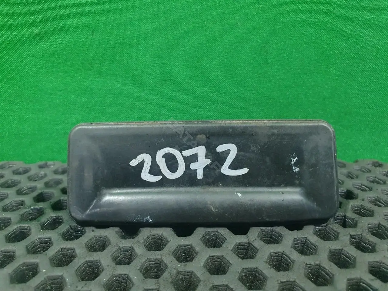 Кнопка крышки багажника 1Z0 827 574 C