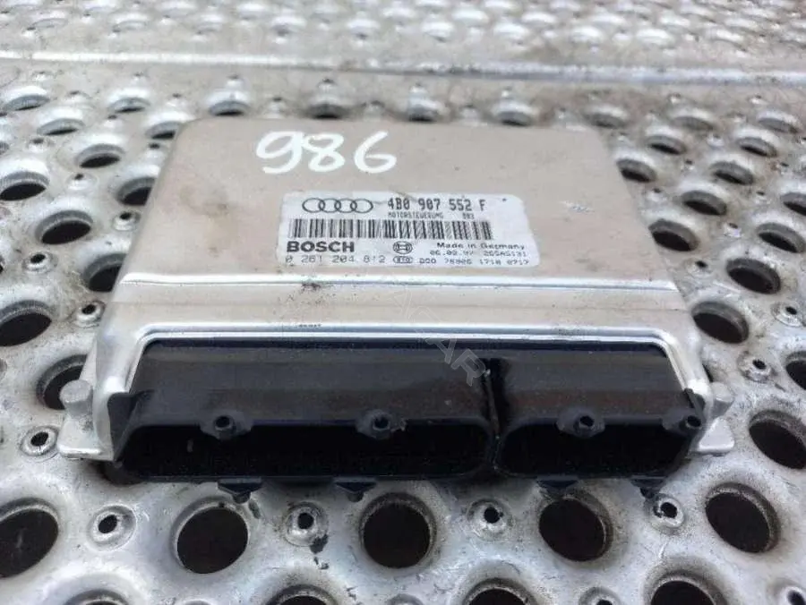Блок управления двигателем 0261204812, 4B0907552F