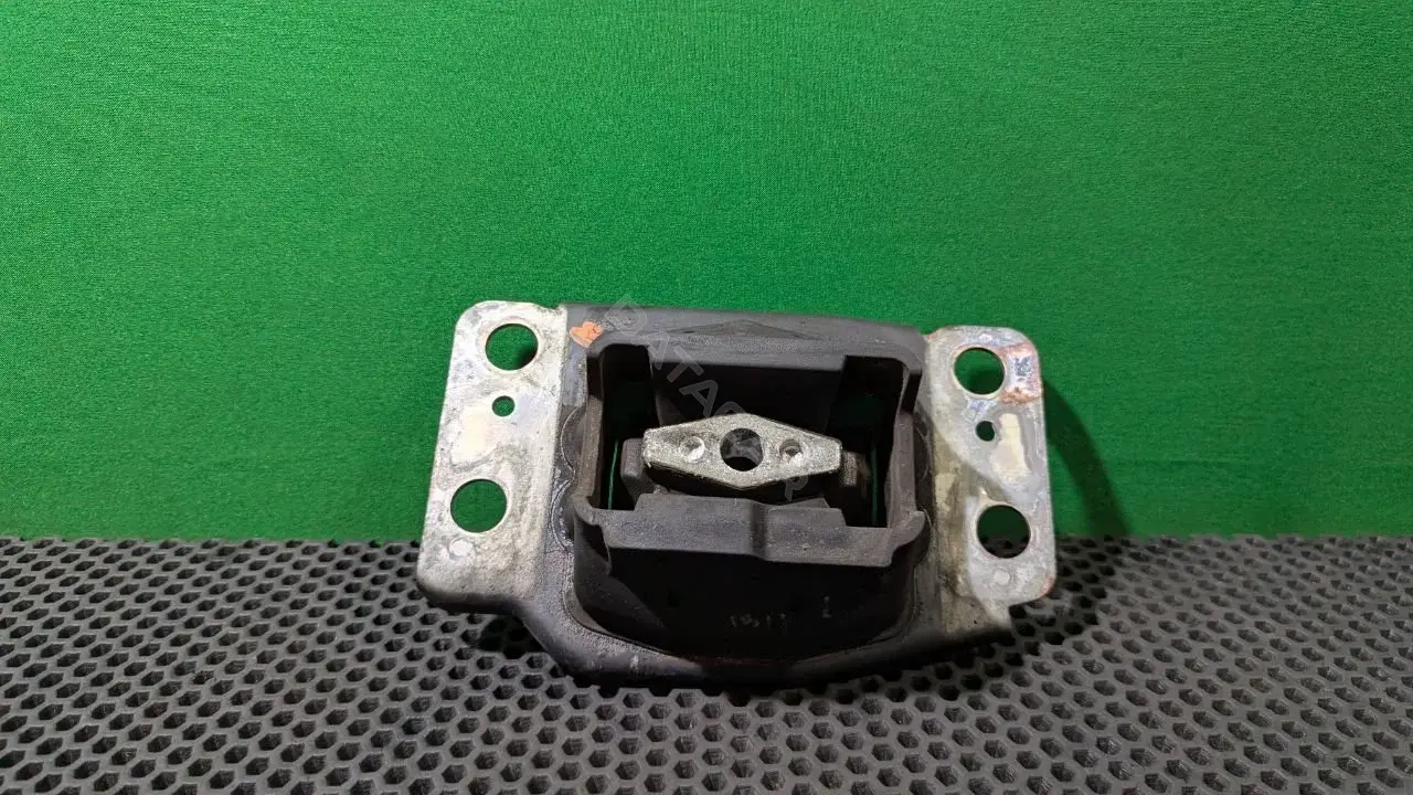 Подушка КПП 7G91 7M121 BA