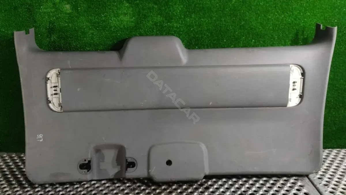 Обшивка крышки багажника 0475923AB