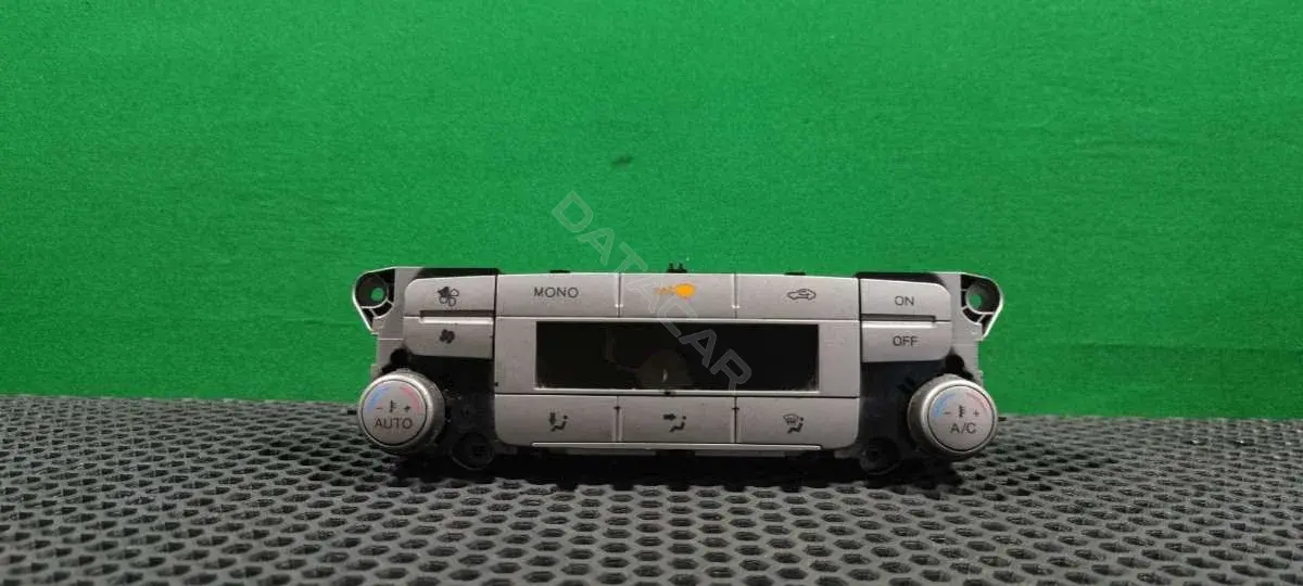 Блок управления климат-контролем 7S7T18C612AF