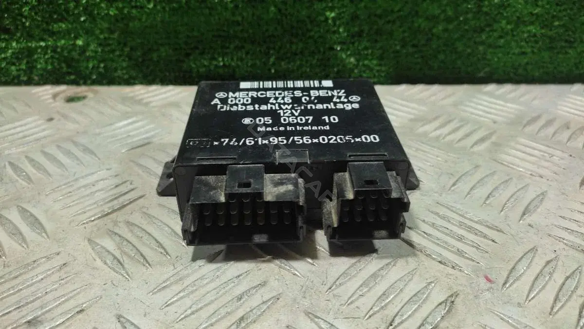 Блок управления сигнализацией A0004460444