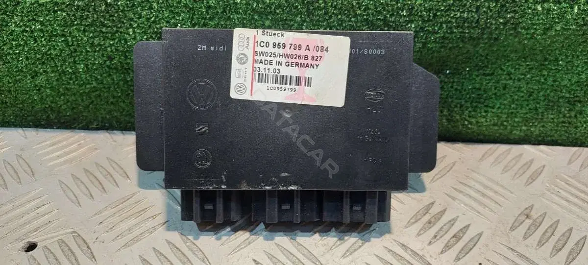 Блок комфорта 1C0959799A
