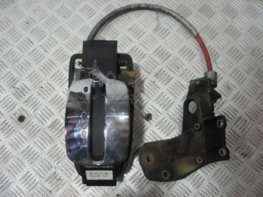 Кулиса 3B1 713 111 G