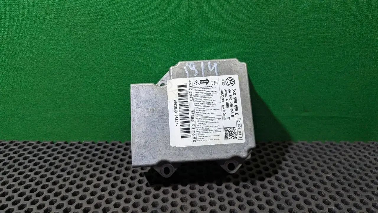 Блок управления подушками безопасности 8K0 959 655 B