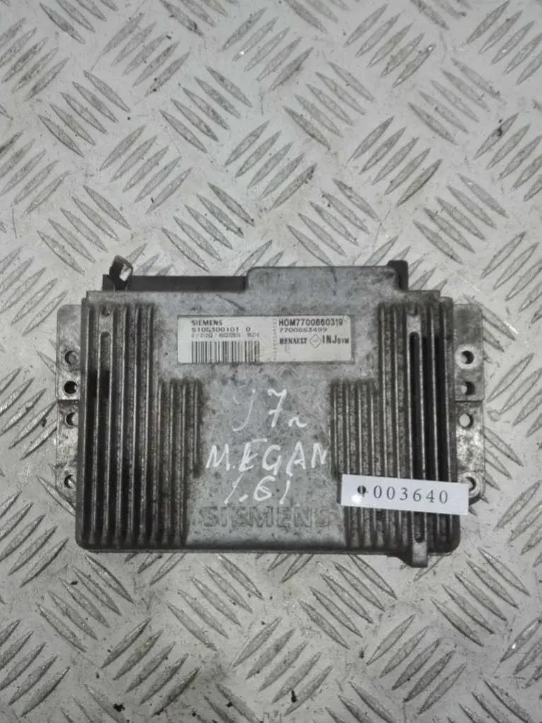 Блок управления двигателем 7700863499, S105300101 D