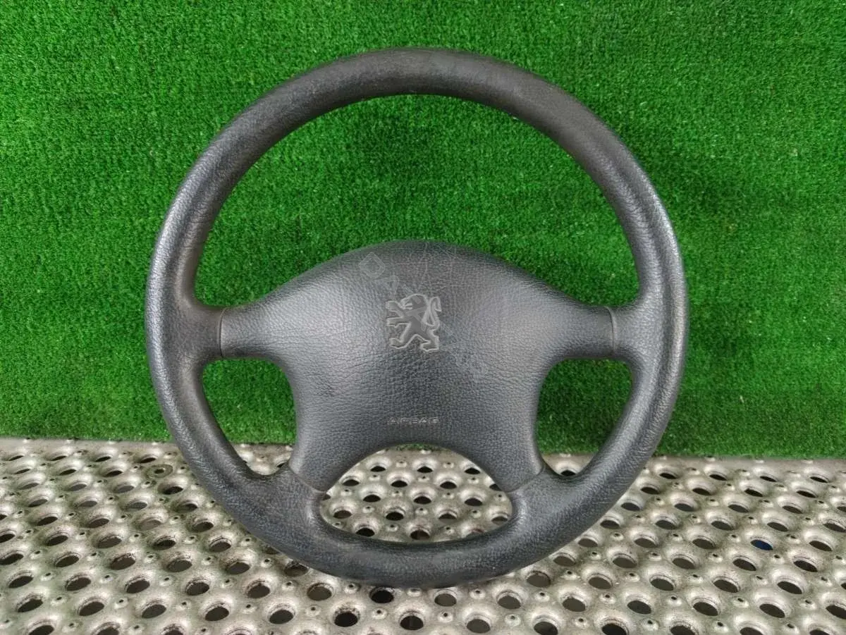Руль 81228002